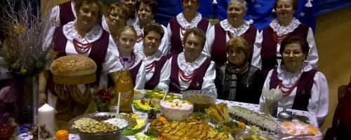 Wystawa Stołów Wigilijno - Bożonarodzeniowych w Rędzinach - 12.12.2015